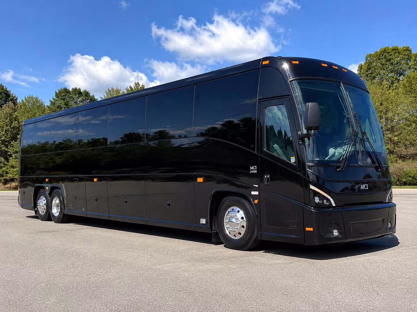 charter buses to desert diamond arena shows in glendale