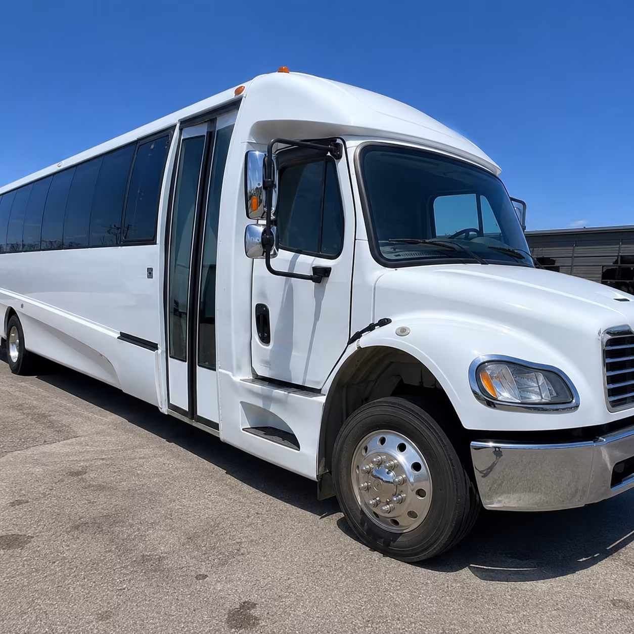 find the perfect transportation for your next prom 4