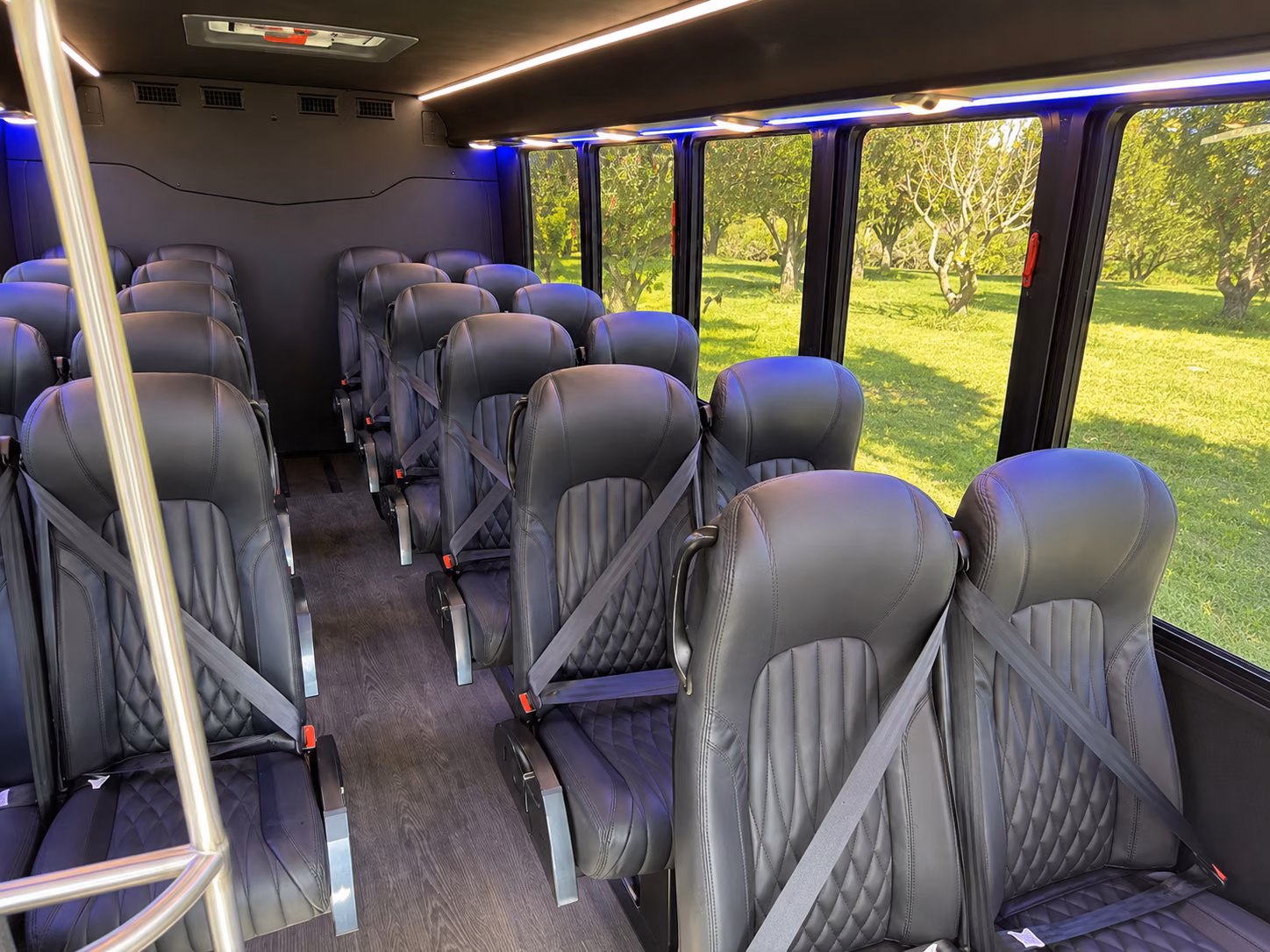 minibuses for small group winery tours around the west valley