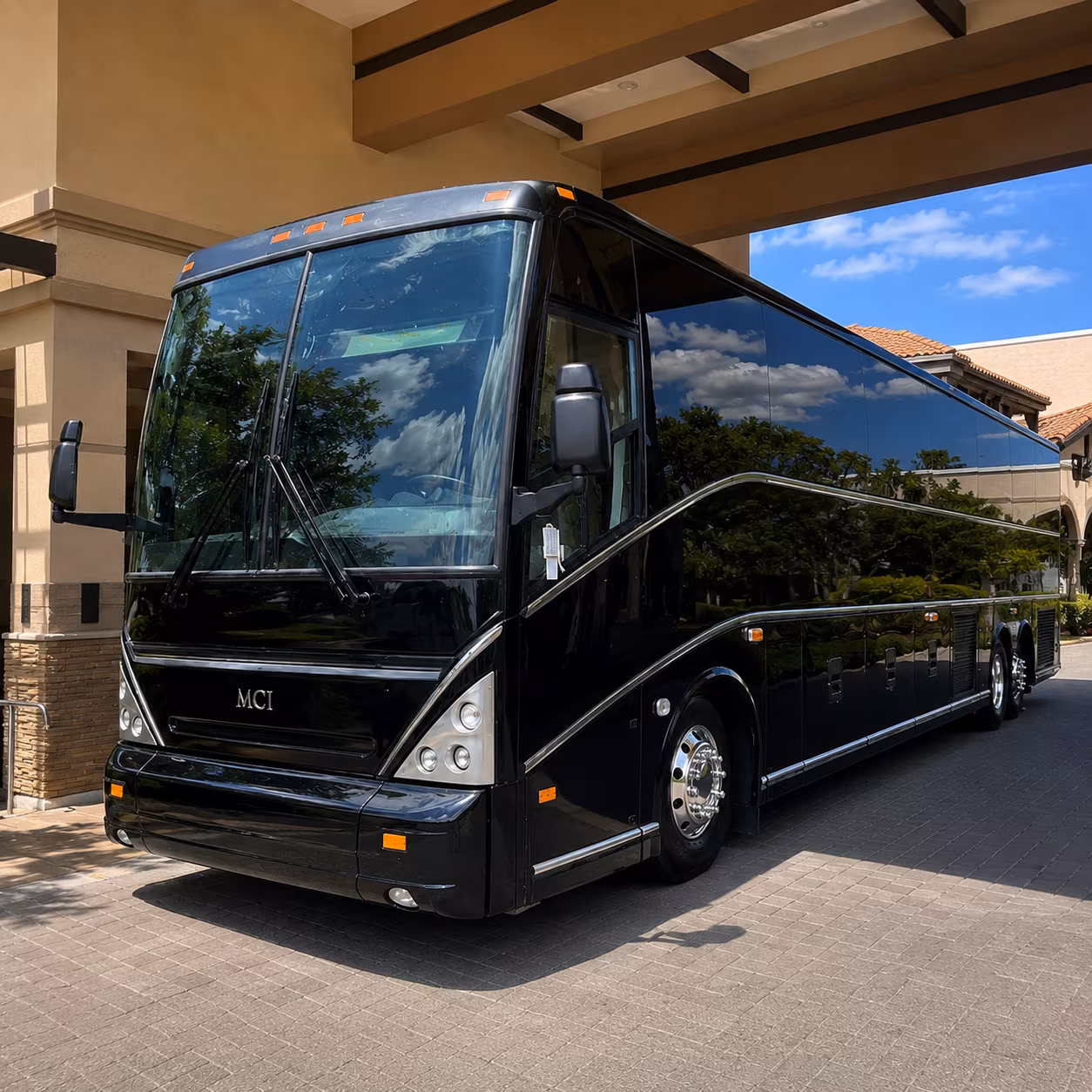 overnight charter bus trips from goodyear to sedona flagstaff